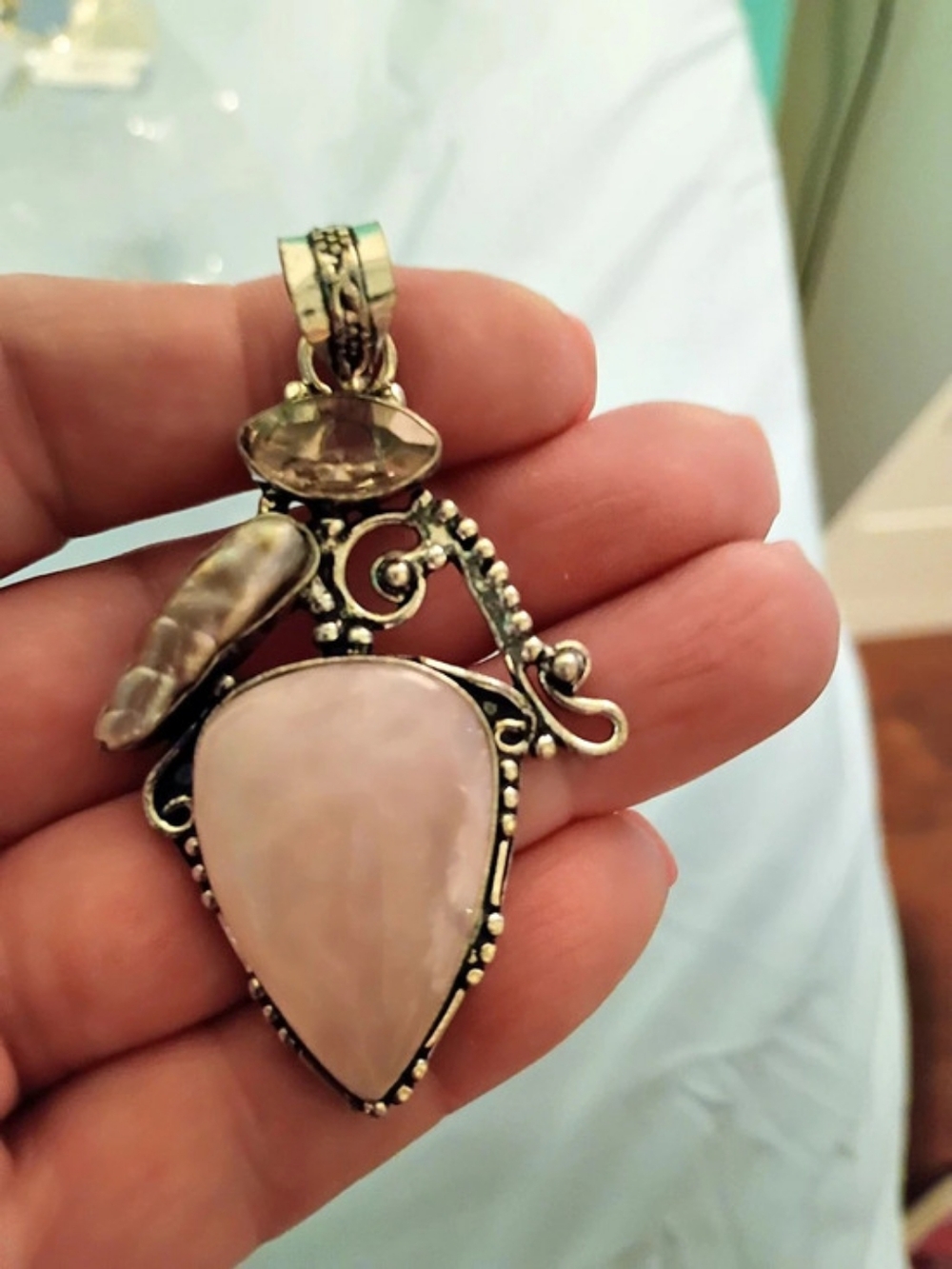 Pink Stone Pendant Necklace